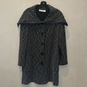 Carolyn Rose Tweed Button Coat Sz L/XL Drop Collar Pockets Textured Black. NWOT
